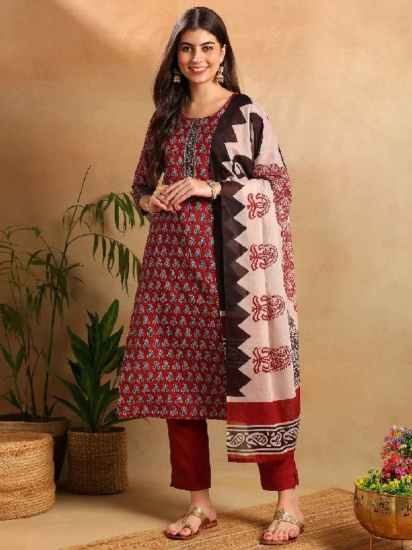 Maroon Rayon Blend Ethnic Motifs Printed Straight Kurta Trousers With Dupatta Trousers Solid Black Maroon Rayon Blend Ethnic Motifs Printed Straight Kurta Trousers With Dupatta Trousers Solid Black