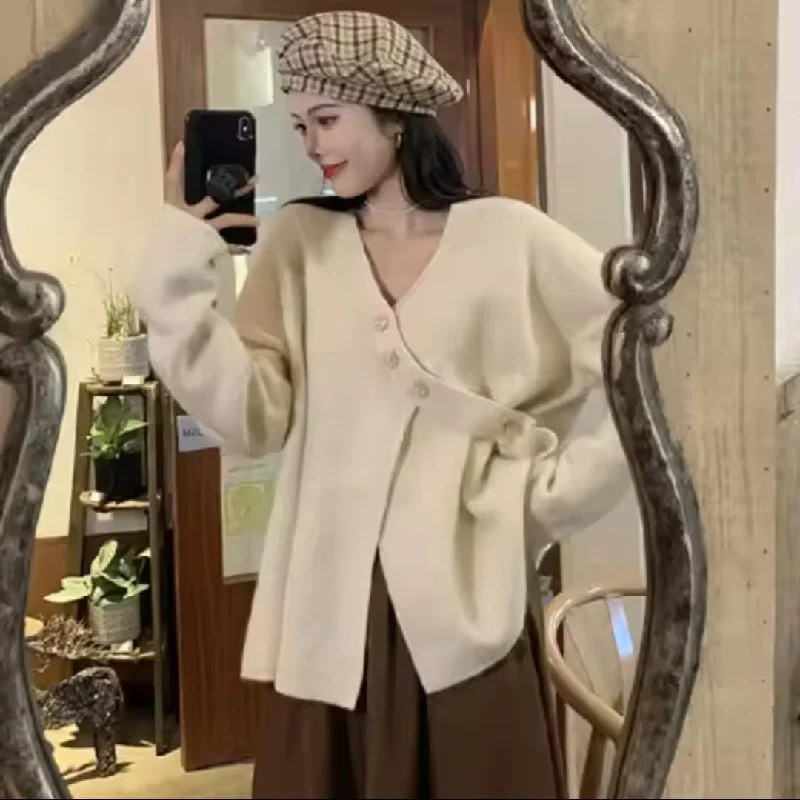 Korean Style V-neck Casual Maternity Sweater Knitted Cardigans 58024 3XL Nylon Fabric Polyester Fabric Spandex Fabric Korean Style V-neck Casual Maternity Sweater Knitted Cardigans 58024 3XL Nylon Fabric Polyester Fabric Spandex Fabric