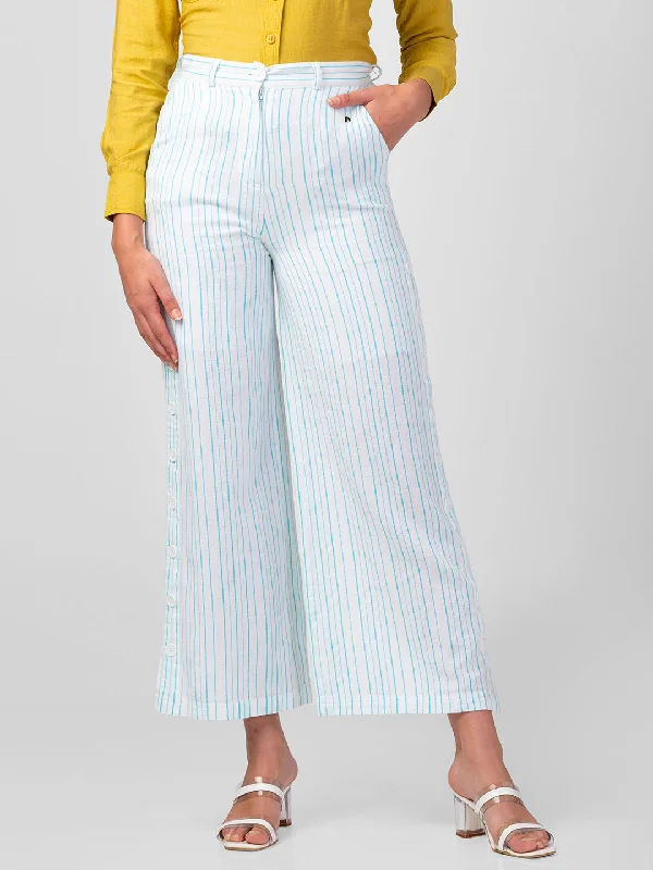 Spykar White Cotton Blend Bootcut Fit Ankle Length Striped Trousers Trousers Chinos Classic Spykar White Cotton Blend Bootcut Fit Ankle Length Striped Trousers Trousers Chinos Classic