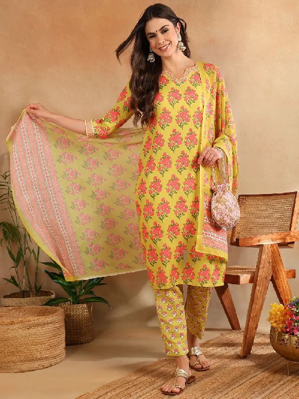 Green Rayon Blend Floral Printed Straight Kurta Trouser With Dupatta Trousers Gym Athletic Green Rayon Blend Floral Printed Straight Kurta Trouser With Dupatta Trousers Gym Athletic