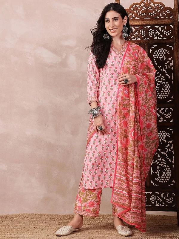 Pink Rayon Blend Floral Printed Straight Kurta Trouser With Dupatta Trousers Bridal Satin Pink Rayon Blend Floral Printed Straight Kurta Trouser With Dupatta Trousers Bridal Satin