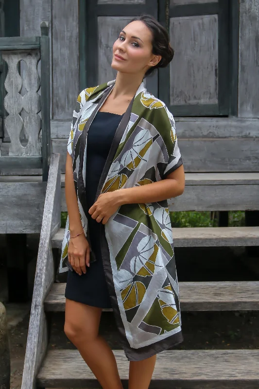 Olive Leaf Artisan Crafted Indonesian Batik Silk Patterned Shawl Stylish Wool Shawl Wrap Olive Leaf Artisan Crafted Indonesian Batik Silk Patterned Shawl Stylish Wool Shawl Wrap